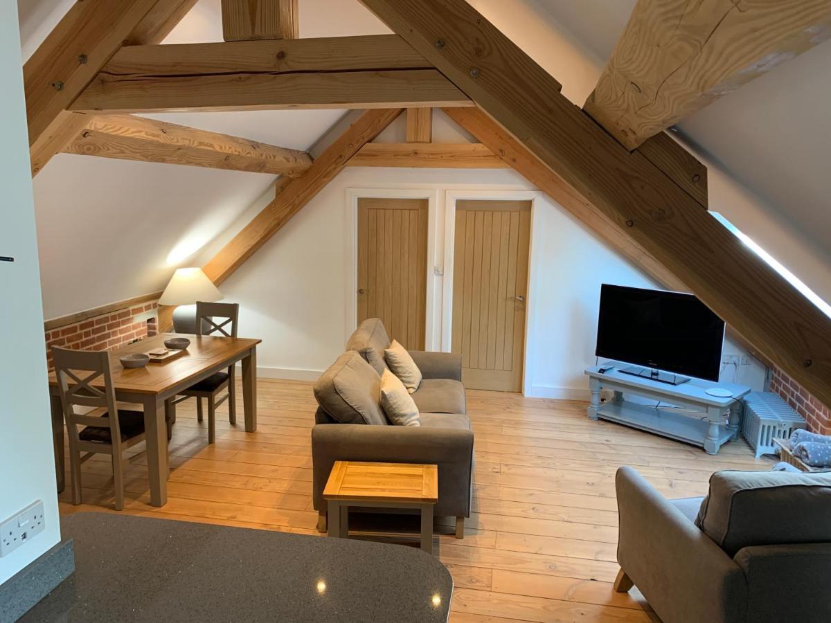 Beautiful Rural Apt, Walking Distance To Three Choirs Vineyard/Brassiere Gloucestershire Lägenhet Newent Exteriör bild